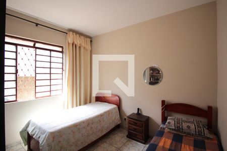 Quarto 2 de casa para alugar com 3 quartos, 360m² em Jardim Leblon, Belo Horizonte