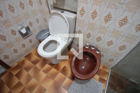 Casa à venda com 360m², 3 quartos e 4 vagasBanheiro