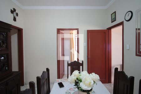 Casa à venda com 360m², 3 quartos e 4 vagasCopa