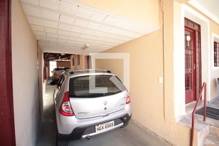 Casa à venda com 360m², 3 quartos e 4 vagasGaragem