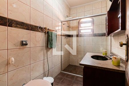 Casa para alugar com 240m², 4 quartos e 2 vagasBanheiro 2