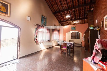 Casa para alugar com 240m², 4 quartos e 2 vagasEspaço Gourmet