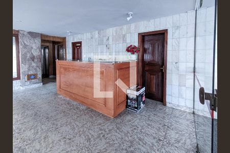 Apartamento à venda com 60m², 2 quartos e 1 vagaFachada e portaria