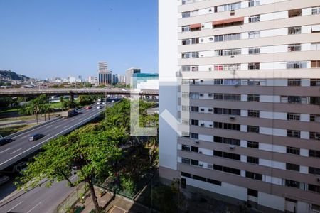 Vista da Sala de apartamento à venda com 2 quartos, 60m² em Centro, Rio de Janeiro