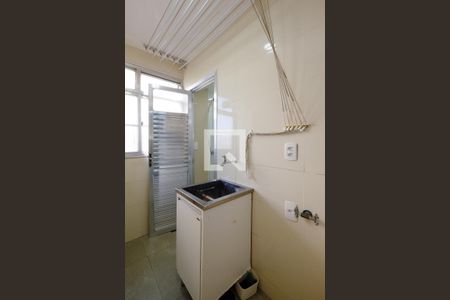 Apartamento à venda com 60m², 2 quartos e 1 vagaÁrea de Serviço