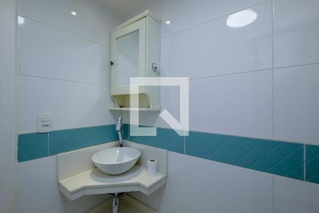 Apartamento à venda com 60m², 2 quartos e 1 vagaBanheiro Corredor