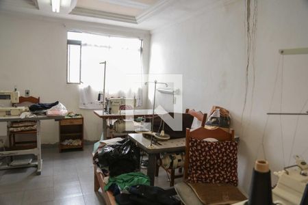 Casa à venda com 180m², 4 quartos e 1 vaga Casa à venda com 180m², 4 quartos e 1 vagaDeposito