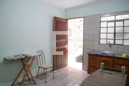 Casa à venda com 180m², 4 quartos e 1 vaga Casa à venda com 180m², 4 quartos e 1 vagaQuarto 4