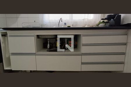 Apartamento à venda com 149m², 4 quartos e 2 vagasCozinha