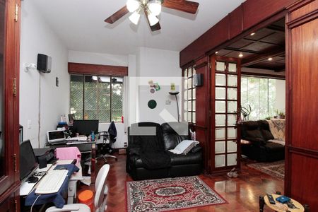 Quarto 1 de apartamento para alugar com 4 quartos, 250m² em Higienópolis, São Paulo