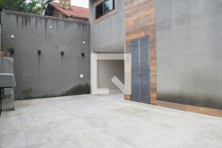 Casa à venda com 470m², 3 quartos e 4 vagas Casa à venda com 470m², 3 quartos e 4 vagasGaragem