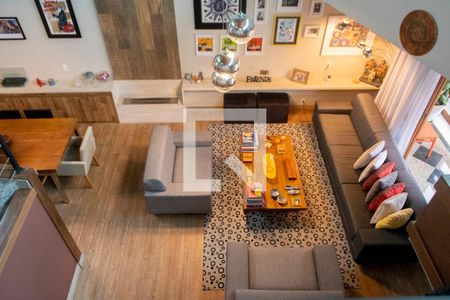 Casa à venda com 470m², 3 quartos e 4 vagas Casa à venda com 470m², 3 quartos e 4 vagasMezanino