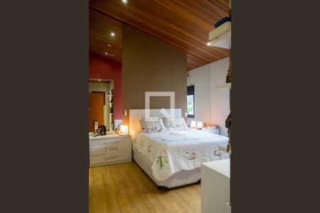 Casa à venda com 470m², 3 quartos e 4 vagas Casa à venda com 470m², 3 quartos e 4 vagasQuarto 3