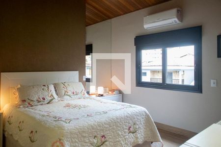Casa à venda com 470m², 3 quartos e 4 vagas Casa à venda com 470m², 3 quartos e 4 vagasQuarto 3