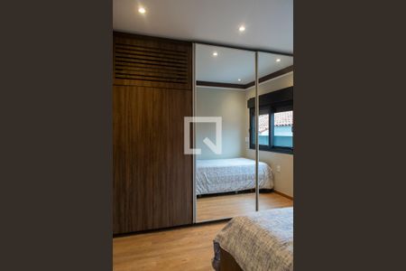 Casa à venda com 470m², 3 quartos e 4 vagas Casa à venda com 470m², 3 quartos e 4 vagasQuarto 1