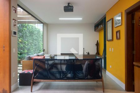 Casa à venda com 470m², 3 quartos e 4 vagas Casa à venda com 470m², 3 quartos e 4 vagasEspaço Gourmet