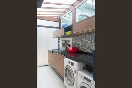 Casa à venda com 470m², 3 quartos e 4 vagas Casa à venda com 470m², 3 quartos e 4 vagasÁrea de Serviço