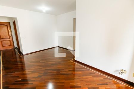Sala de apartamento para alugar com 3 quartos, 78m² em Vila Sônia, São Paulo