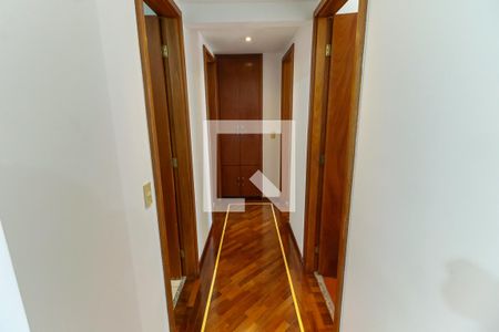 Corredor Quartos de apartamento para alugar com 3 quartos, 78m² em Vila Sônia, São Paulo