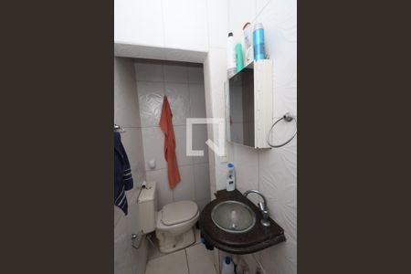 Casa à venda com 160m², 4 quartos e 2 vagasBanheiro
