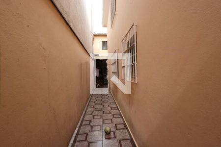 Casa à venda com 160m², 4 quartos e 2 vagasCorredor