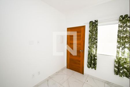 Sala de apartamento à venda com 2 quartos, 42m² em Vila Nivi, São Paulo