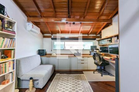 Casa para alugar com 3 quartos, 227m² em Anchieta, São Bernardo do Campo