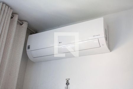 Ar condicionado Sala de apartamento à venda com 3 quartos, 129m² em Jardim Guanabara, Rio de Janeiro