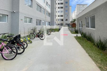 Apartamento à venda com 44m², 2 quartos e sem vagaÁrea comum 