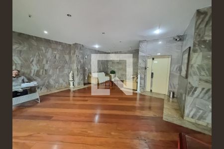 Apartamento à venda com 78m², 2 quartos e 2 vagasHall de entrada