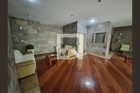 Apartamento à venda com 78m², 2 quartos e 2 vagasHall de entrada