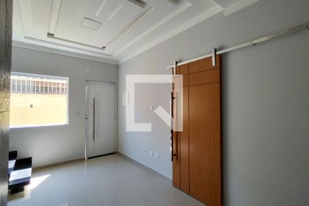 Sala de casa de condomínio para alugar com 3 quartos, 72m² em Mirim, Praia Grande