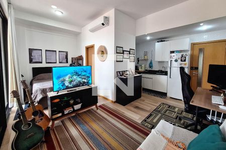 Sala de apartamento à venda com 1 quarto, 45m² em Piratininga, Niterói