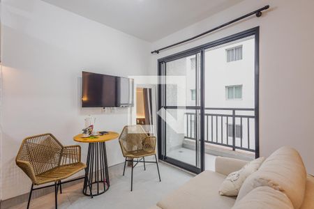 Quarto de apartamento à venda com 1 quarto, 28m² em Pinheiros, São Paulo