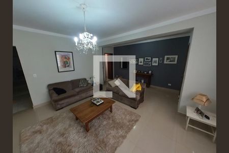 Sala de casa para alugar com 3 quartos, 200m² em Moinho Velho, São Paulo