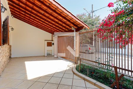 Casa à venda com 130m², 3 quartos e 2 vagas Casa à venda com 130m², 3 quartos e 2 vagasGaragem