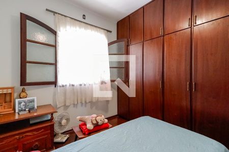 Casa à venda com 130m², 3 quartos e 2 vagas Casa à venda com 130m², 3 quartos e 2 vagasQuarto 2