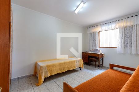 Casa à venda com 130m², 3 quartos e 2 vagas Casa à venda com 130m², 3 quartos e 2 vagasQuarto Edícula