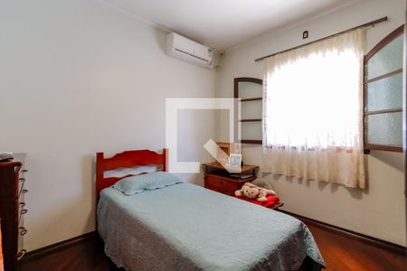 Casa à venda com 130m², 3 quartos e 2 vagas Casa à venda com 130m², 3 quartos e 2 vagasQuarto 2