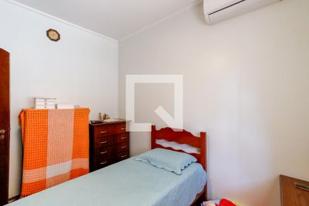 Casa à venda com 130m², 3 quartos e 2 vagas Casa à venda com 130m², 3 quartos e 2 vagasQuarto 2