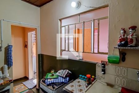 Casa à venda com 240m², 3 quartos e sem vagacozinha