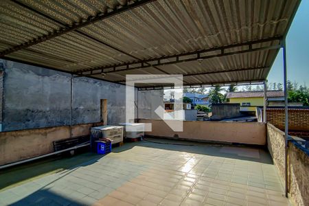 Casa à venda com 240m², 3 quartos e sem vagaterraço