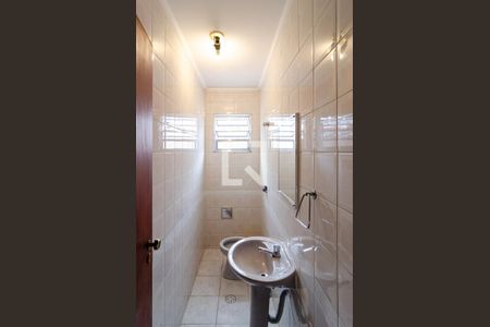 Lavabo de casa à venda com 3 quartos, 130m² em Bosque da Saúde, São Paulo