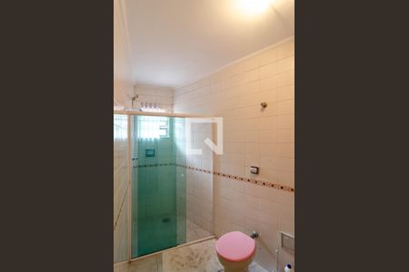 Casa à venda com 130m², 3 quartos e 3 vagas Casa à venda com 130m², 3 quartos e 3 vagasBanheiro Social