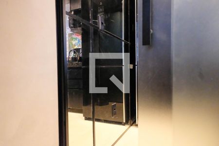 Apartamento à venda com 90m², 1 quarto e 1 vagaÁrea de Serviço