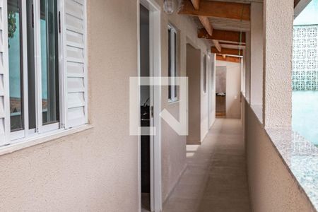 Casa para alugar com 35m², 1 quarto e sem vaga Casa para alugar com 35m², 1 quarto e sem vagaCorredor