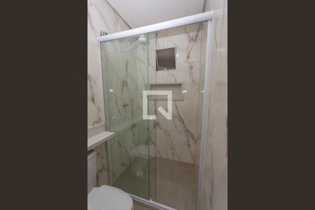 Banheiro de casa para alugar com 1 quarto, 35m² em Centro, Diadema
