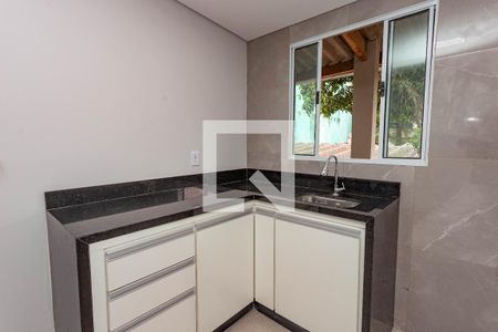 Casa para alugar com 35m², 1 quarto e sem vaga Casa para alugar com 35m², 1 quarto e sem vagaCozinha