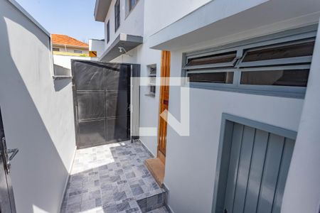Casa para alugar com 24m², 1 quarto e sem vaga Casa para alugar com 24m², 1 quarto e sem vagaEntrada