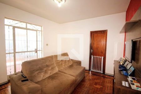 Casa à venda com 163m², 5 quartos e 4 vagassala 2